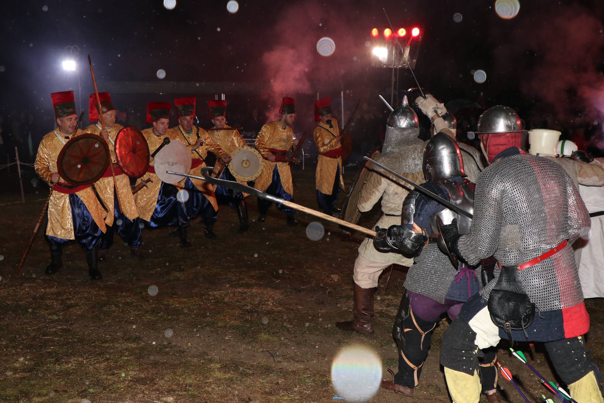 Средновековни рицари и османлии пресъздадоха епичната битка край Оряхово от края на 14 век